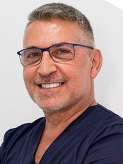 Dr Antonio González-Nicolás - Surgeon at LeClinic’s – Hortaleza
