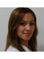 Dr Leslie Ramirez Vallejo - Secretary at RC Estética Médica Integral - Nisa El Pardo Aravaca