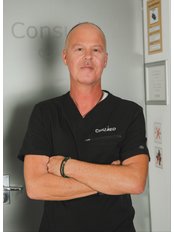 Mr Peter Schloemer - Physiotherapist at Cirumed Clinic Marbella