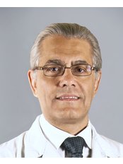 Dr Fernández Blanco - Surgeon at Clínicas Fernández Blanco de Cirugía y Medicina Estética - Madrid