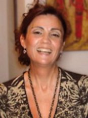 Dr Carmen Virtudes Salinas - Doctor at Clínica Las Lomas