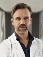 Dr Fabrice Condemi - Doctor at La Colline - Centre de Chirurgie Plastique et Esthétique - avenue de Beau Séjour