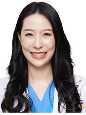 Dr Gaanchisa  Wongchaikit -  at The Art Clinic