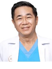 Dr Narongdej Jiarapeepan -  at The Art Clinic