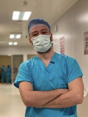 Dr Tuna Turkmen - Surgeon at Surgero