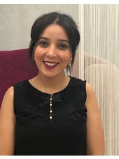 Miss Yasmine Daouki -  at Dr Tamer Şakrak Kliniği