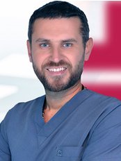 Mr Ozer Akinci - Dentist at İsvec Klinik