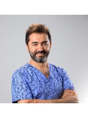 Dr Yücel Sarıaltın - Surgeon at Op Dr Yucel Sarialtin