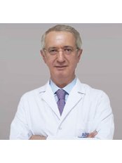 Prof Barış Nuhoğlu - Doctor at Violet Estetik