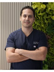 Dr Alper Burak Uslu - Surgeon at Vanity Cosmetic Surgery Hospital - Altunizade