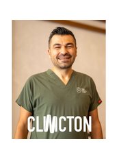 Dr Umut D. - Dentist at Clinicton