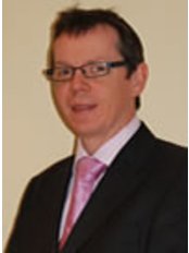 Dr Alastair Platt - Surgeon at Hull Plastic Surgeons