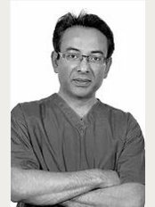 Sante Clinic - Medical Director, Dr Ali Jahan
