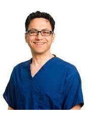 Dr Omar Tillo -  at Creo Clinic