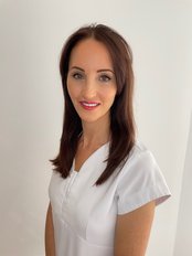 Dr Emily Strong - Doctor at Karidis