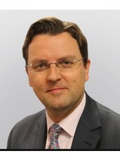 Mr Jaroslaw Krupa - Consultant at Spire Nottingham Hospital
