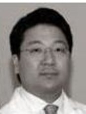 Dr Charles Lee - Doctor at L Plastic Surgery Form & Function