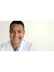 Dr Abel Bello - Surgeon at The Miami Institute for Age Management and Intervention