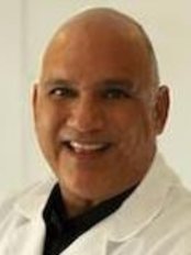 Dr E. Fred Aguilar III - Principal Surgeon at Dr. Fred Aguilar, Aesthetic Plastic Surgery - Fannin Street