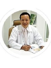 Dr LE XUAN HIEP - Surgeon at Thea Holistic Beauty Clinic
