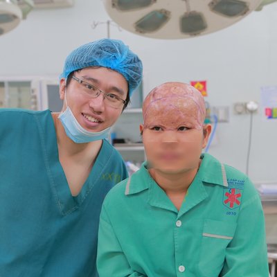 Dr Nhan Ho