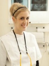 Dr Leah Pelton - Dentist at Ashfield Dental and Orthodontic Centre
