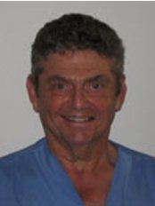 Ms Phillip Zoldan - Principal Dentist at Dental Clinic Edgecliff | Cosmetic Dentist Edgecli