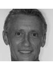 Dr Glenn Staples - Orthodontist at Brisbane Orthodontics