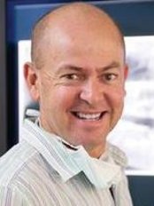 Dr Kent Farmer - Dentist at Ethos Orthodontics - Upper Mount Gravatt
