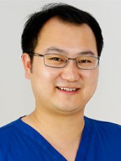 Dr Joseph Chan - Dentist at Complete Dental-Elanora