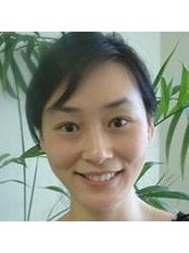 Dr Agnes Poon - Doctor at Benowa Mansions Periodontal Practice