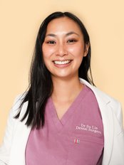 Dr Su Lin Lim - Dentist at Simply Teeth
