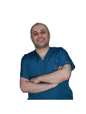 Dr Mohammed  Amayeri - Orthodontist at Muna Dental Care Center