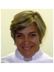 Dr Carla Gamba - Dentist at Dr. Luiz Alberto Ferraz de Caldas - Unidade Miguel Pereira - Miguel Pereira Branch