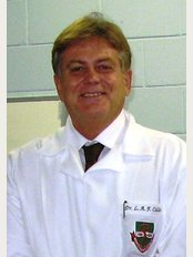 Dr. Luiz Alberto Ferraz de Caldas - Prof Luiz Alberto Ferraz de Caldas