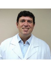 Dr Alexander Augusto Pinto - Dentist at Clínica Sua Odontologia