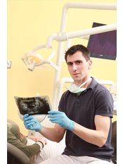 Yavor Nikolov - Dentist at Medical Dent