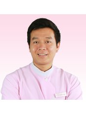 Dr Yos Chantho - Dentist at Roomchang Dental Hospital - AEON MALL Sen Sok City