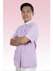 Dr Neak Pheakdey - Dentist at Roomchang Dental Hospital - AEON MALL Sen Sok City