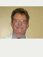 Dr. Perry Ketelaars Dental Clinic - 2201 Brant Shopping Centre Suite 115, Burlington, Ontario, L7P 3N8, 
