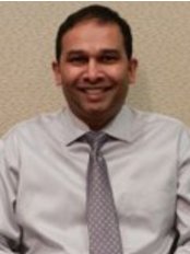 Dr Vasant Ramlaggan - Doctor at Midtown Dental