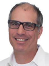 Dr Steven Krychman -  at Prisma Dentistes