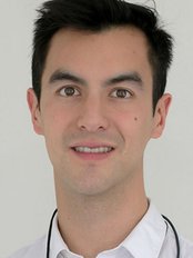 Dr Nicholas Go Thorpe -  at Go Orthodontistes - Vaudreuil