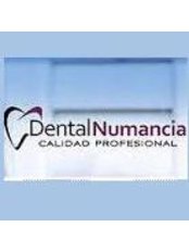 Dr Dra. Maria José González Perera - Dentist at Clínica Dental Numancia