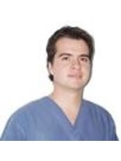 Dr Juan Camilo Romero - Orthodontist at As Clinica Dental - Sucursal Santiago