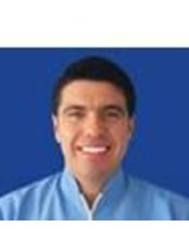 Alberto Martinez Arbelaez - Dentist at Odontovital