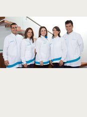 Avanza Smiles Clinic - Calle 8A # 44 A - 09, Cali, 