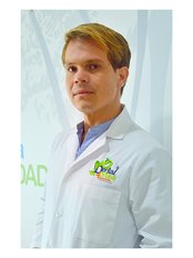Dr Martín Quesada Araya - Dentist at Clear Choice