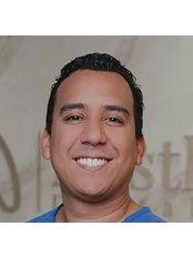 Dr Luis Gonzalez - Surgeon at Aesthetic Dental Care