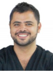 Andrés Fernández -  at Dental Cosmetics Costa Rica